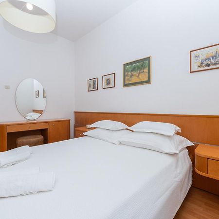 Apartments Sokol Makarska Exteriör bild